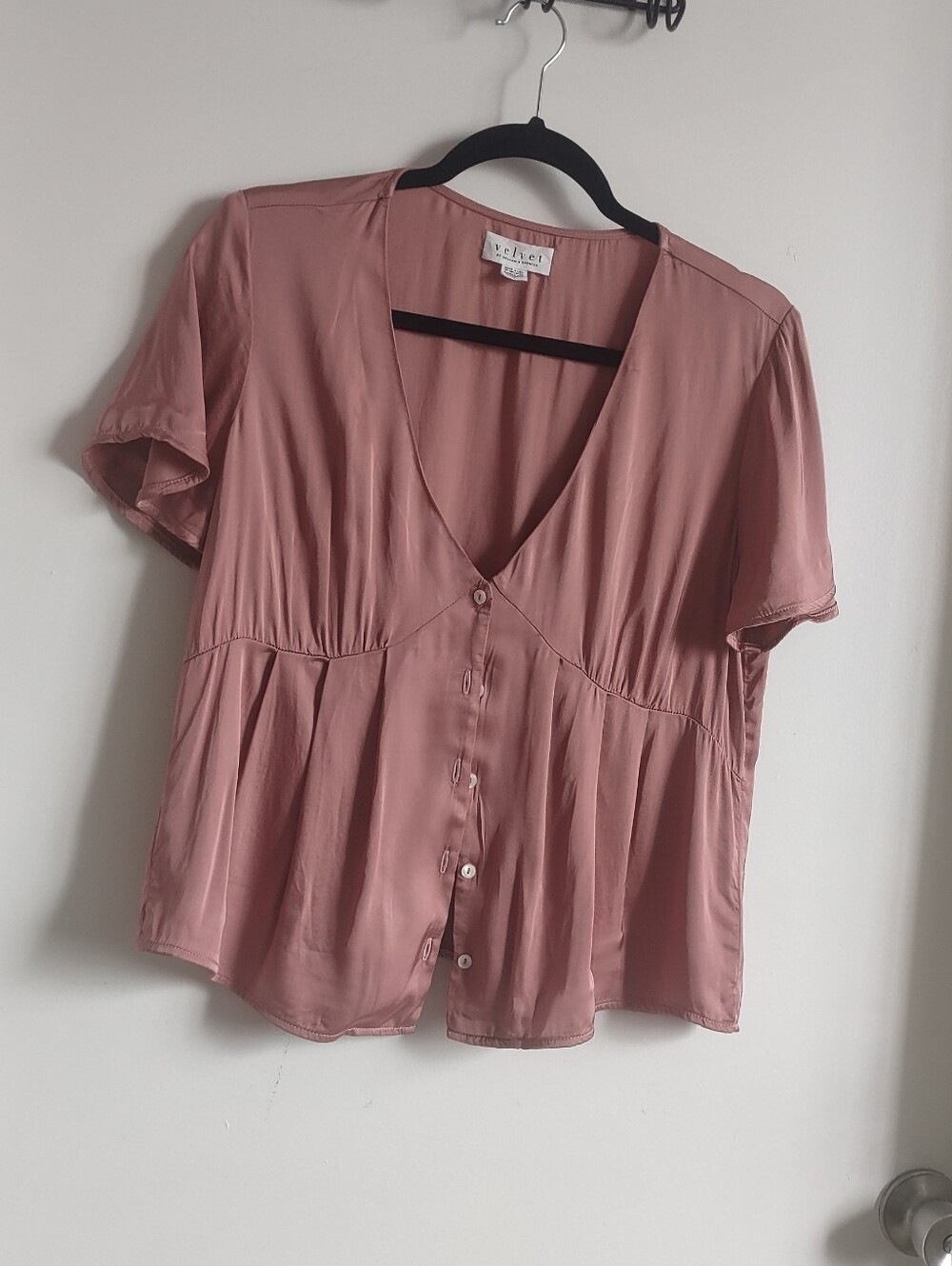 Velvet by Graham & Spencer Dusty Rose Button-Front Blouse